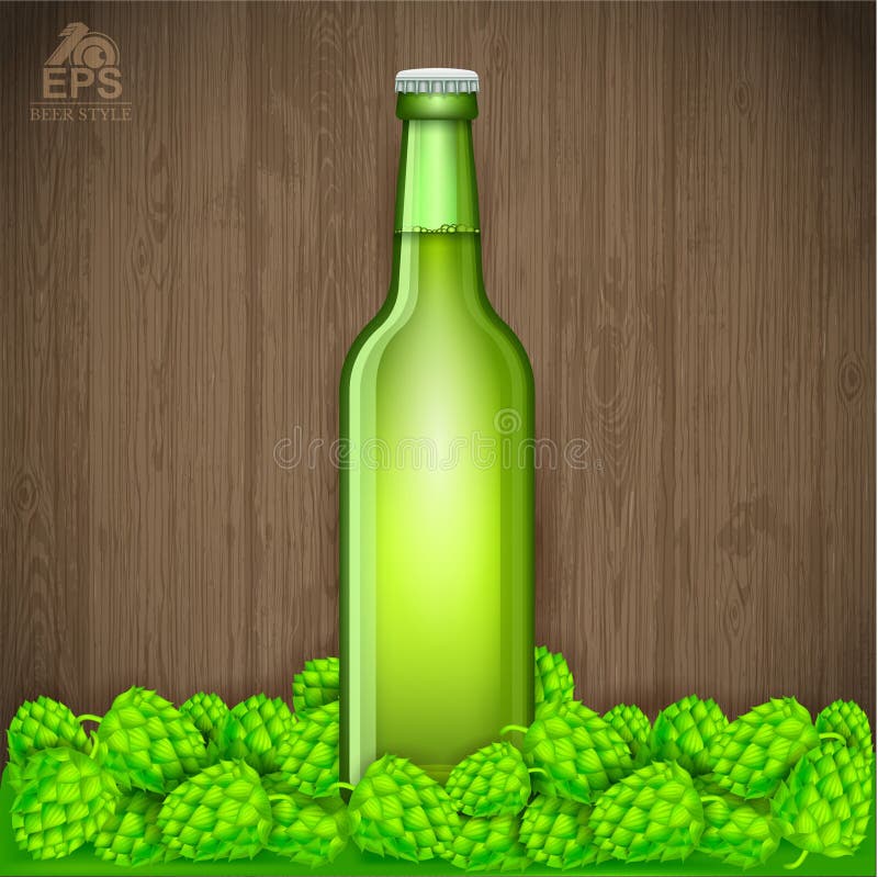 Realistischer Spott herauf grüne Flasche des Bierstands unter Hopfen auf hölzerner Beschaffenheit lizenzfreie abbildung