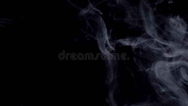 Realistisk rök på överlägg av svart bakgrund, effekt Real-time 4K stock video