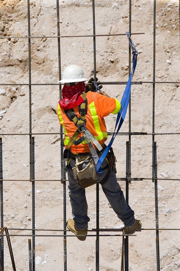 Vinculante vara sobre el construcción.