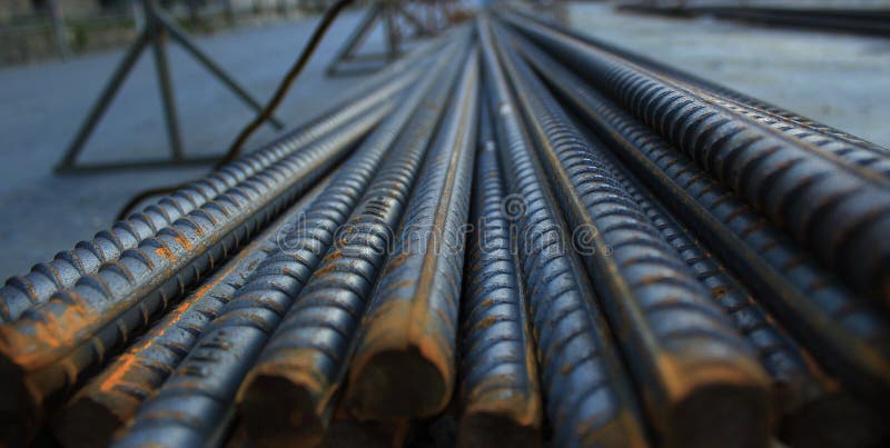 Rebar χάλυβα για το σκυρόδεμα ενίσχυσης στο εργοτάξιο οικοδομής στοκ φωτογραφίες Rebar χάλυβα για το σκυρόδεμα ενίσχυσης στο εργοτάξιο οικοδομής στοκ φωτογραφίες
