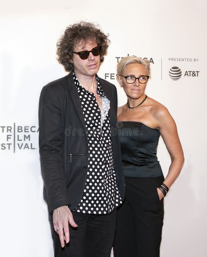 Rebecca Gould na premier ‘dela toma um excêntrico ‘no festival de cinema 2019 de Tribeca imagem de stock royalty free Rebecca Gould na premier ‘dela toma um excêntrico ‘no festival de cinema 2019 de Tribeca imagem de stock royalty free