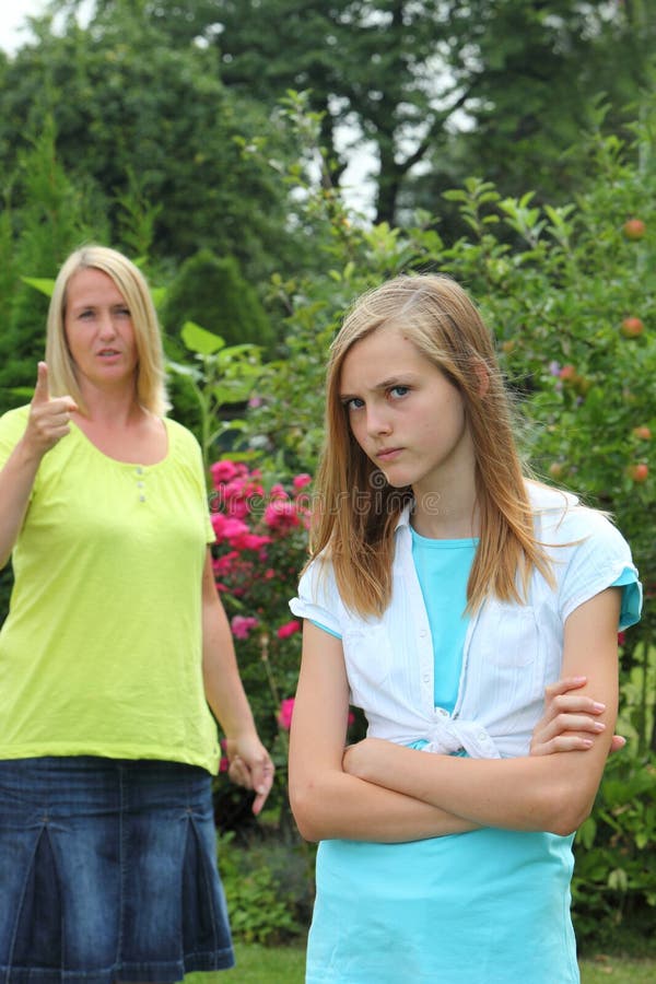 Rebelse boze tiener stock afbeeldingen Rebelse boze tiener stock afbeeldingen