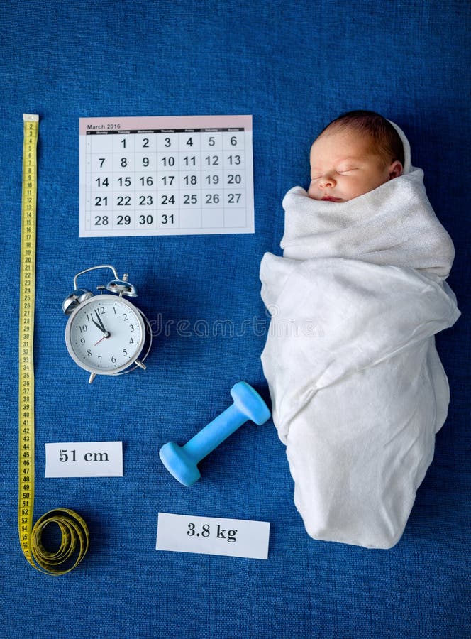 Recem Nascido Com Dados Basicos Foto De Stock Imagem De Sonho Tranquilidade Recem Nascido Com Dados Basicos Foto De Stock Imagem De Sonho Tranquilidade