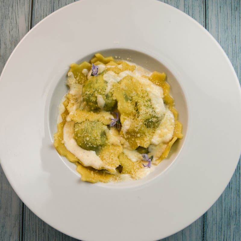 Recipe for Homemade Ravioli with Spinach and Ricotta Filling Stock