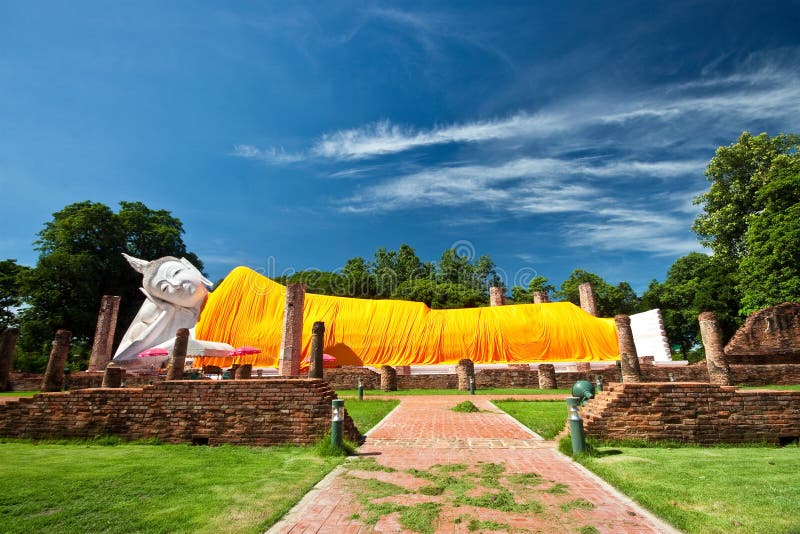 Reclining Buddha