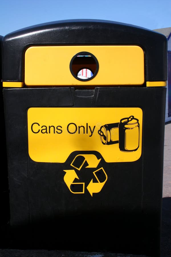 Recycling bin