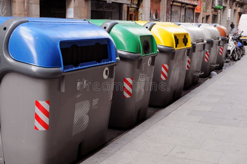 RECYCLING BINS BARCELONA editorial stock photo. Image of yellow 18901368