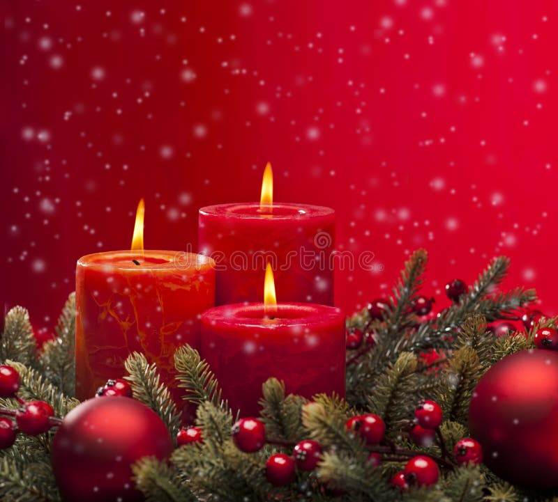 Red advent wreath with candles