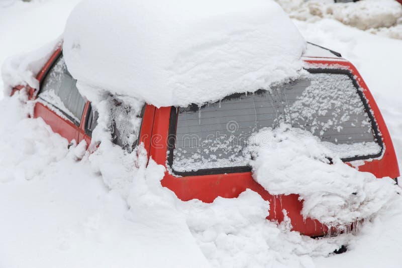 561 Car Stuck Under Snow Snow Storm Stock Photos Free & RoyaltyFree Stock Photos from Dreamstime