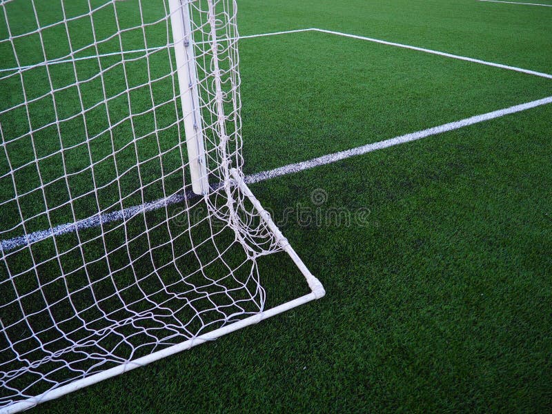 Red De Portería De Fútbol Con Fondo De Hierba. Marcas Y Rayas Del Campo De  Fútbol Foto de archivo - Imagen de cuenta, ejercicio: 212770632