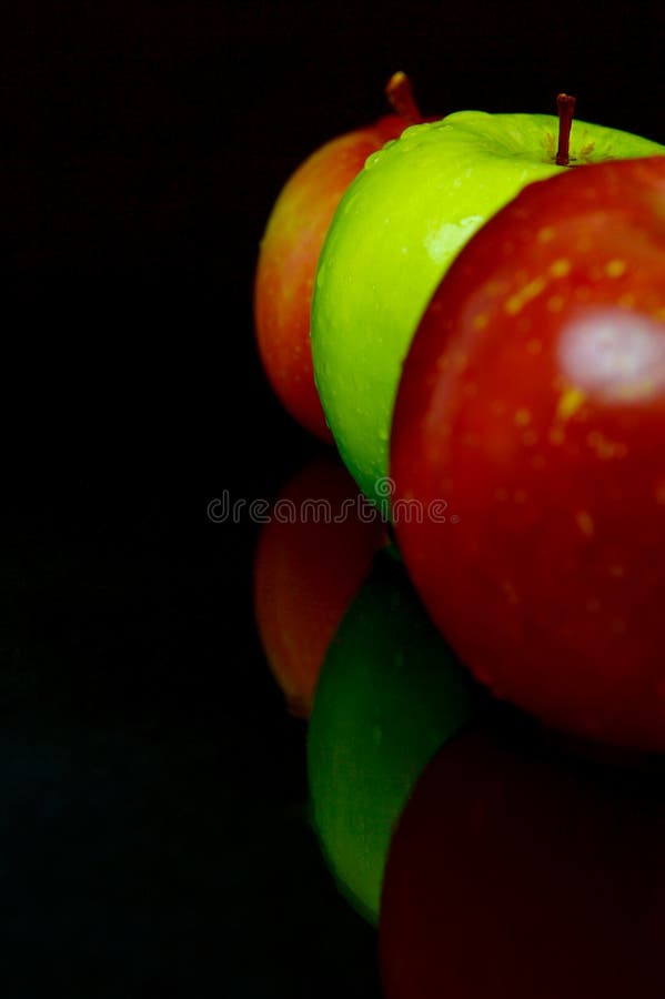 Red & Green Apples