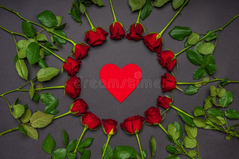 Red Heart in Round Frame Made of Fresh Rose Flowers on Black Background.  Modern Style, Creative Composition Stock Image - Image of concept, flower:  164534007