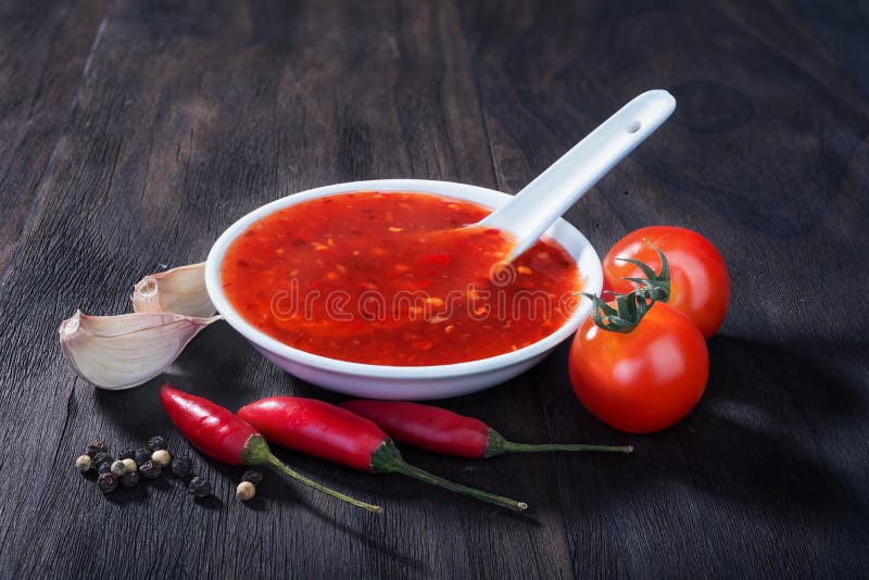 Red hot sweet chilli sauce