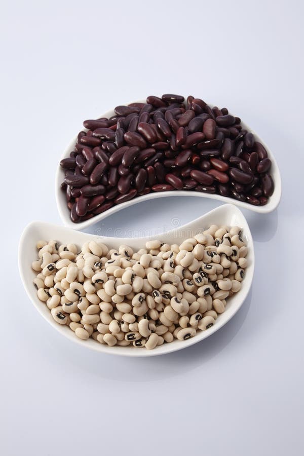Red Kidney Beans and Black Eye Peas Stock Image Image of white, seed