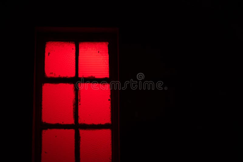 Red Light Window