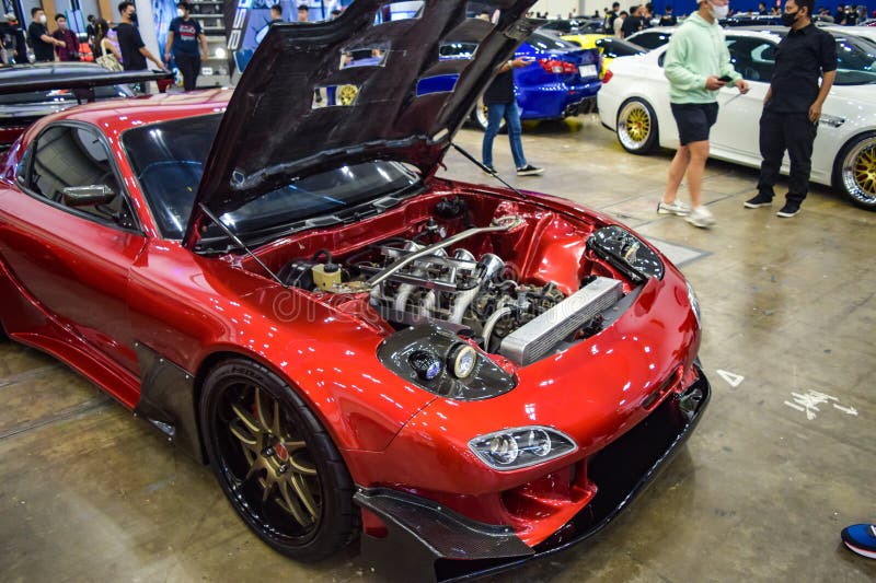 Red Mazda Rx 7 Fd3s With Four Rotor Rotary Engine In The Elite Showcase