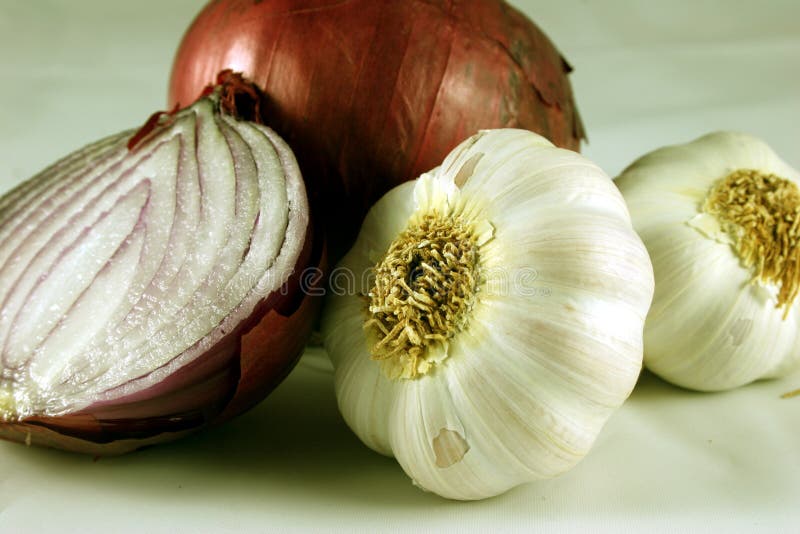 Red Onions and Garlic Cloves royalty free stock photo
