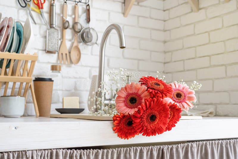 everything.but the kitchen sink.red.pink.floral