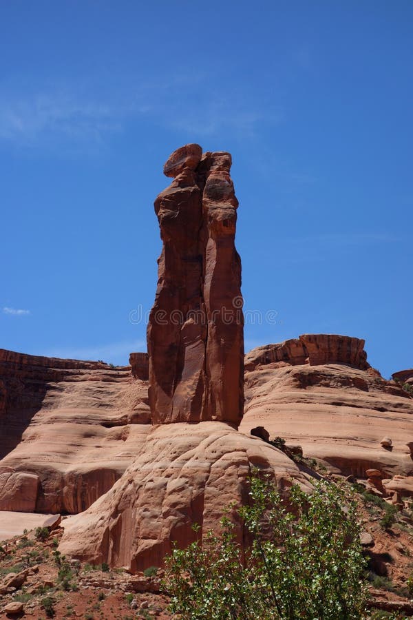 Red Rock Tower Vista laterale dei tre Gossips immagine stock Red Rock Tower Vista laterale dei tre Gossips immagine stock