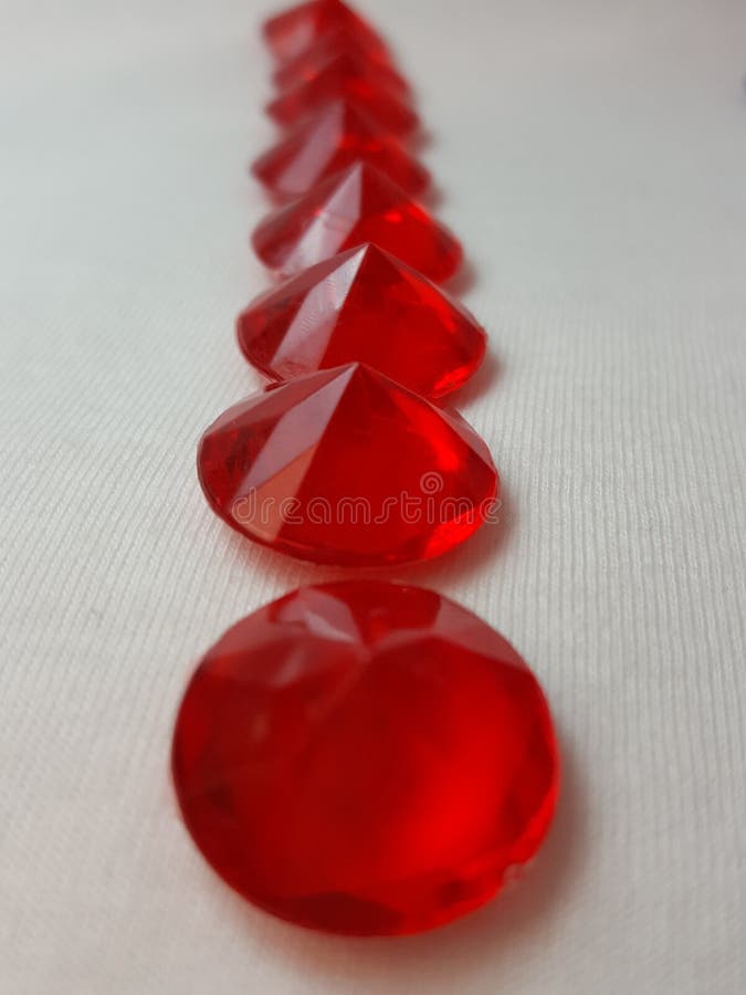 Red shaped Gem-shaped plastic sequences