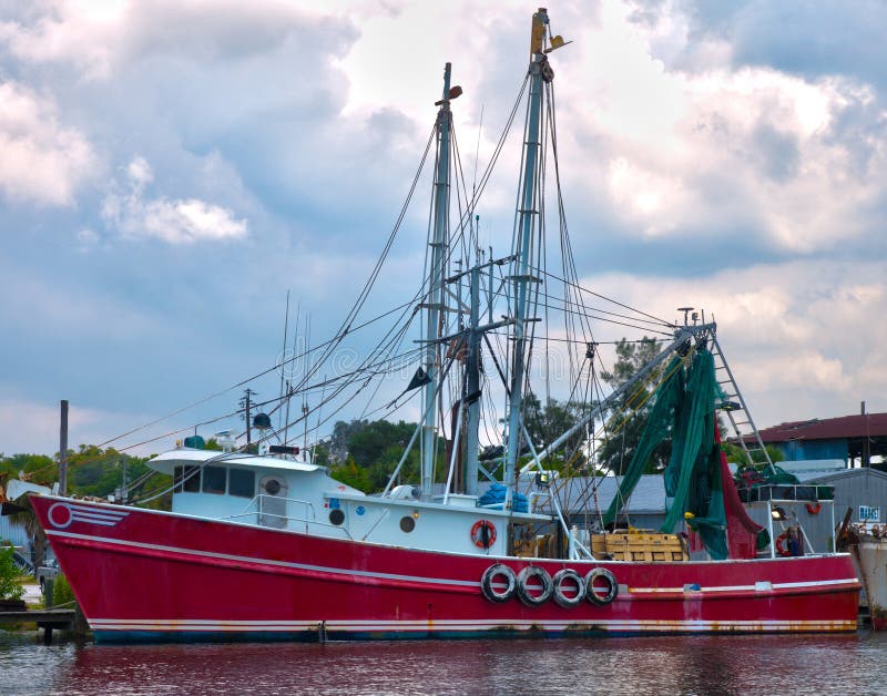 Red shrimp boat HDR