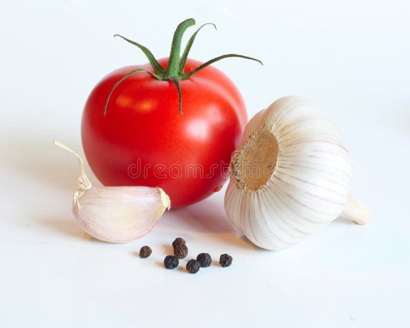 Red tomatos , garlic and pepper