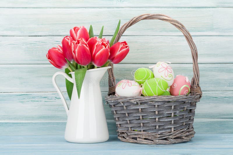 Red Tulip Flowers and Easter Eggs Stock Image - Image of tulip, green ...