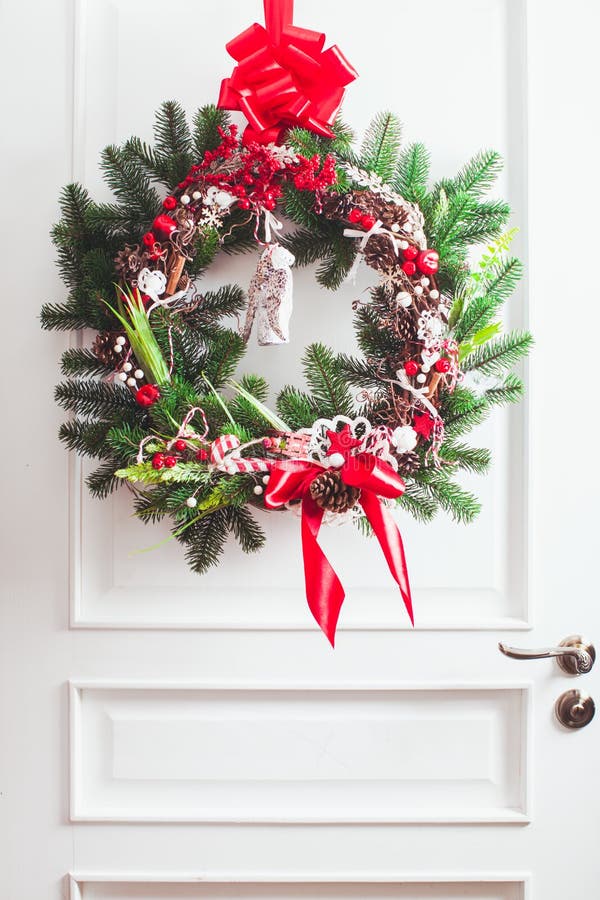 Red and white Christmas wreath