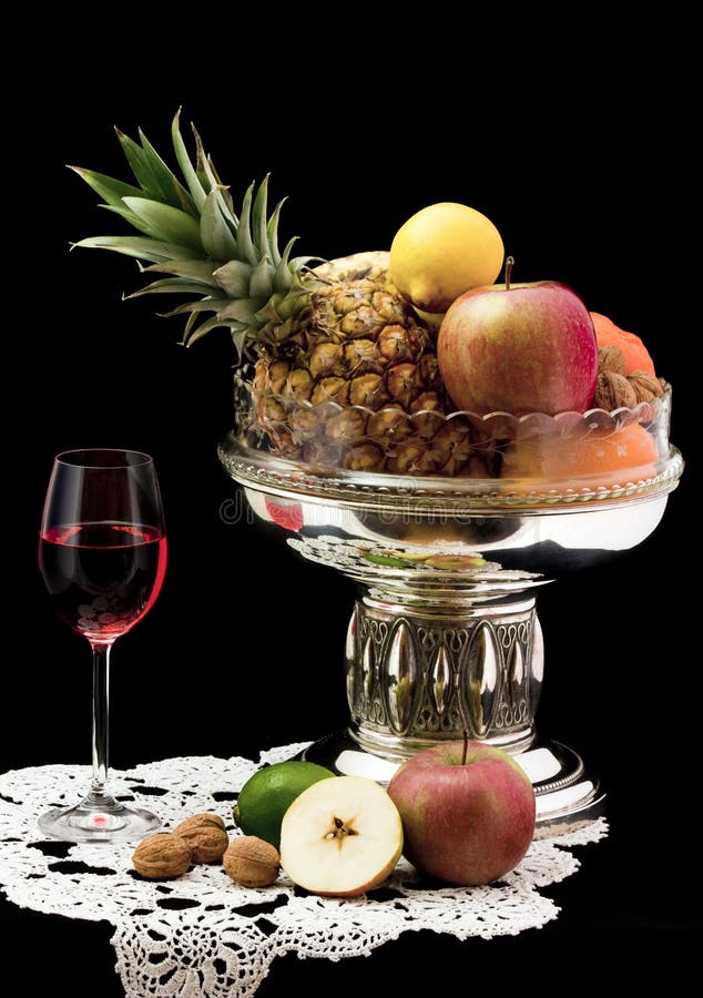 Red Wine with fruits