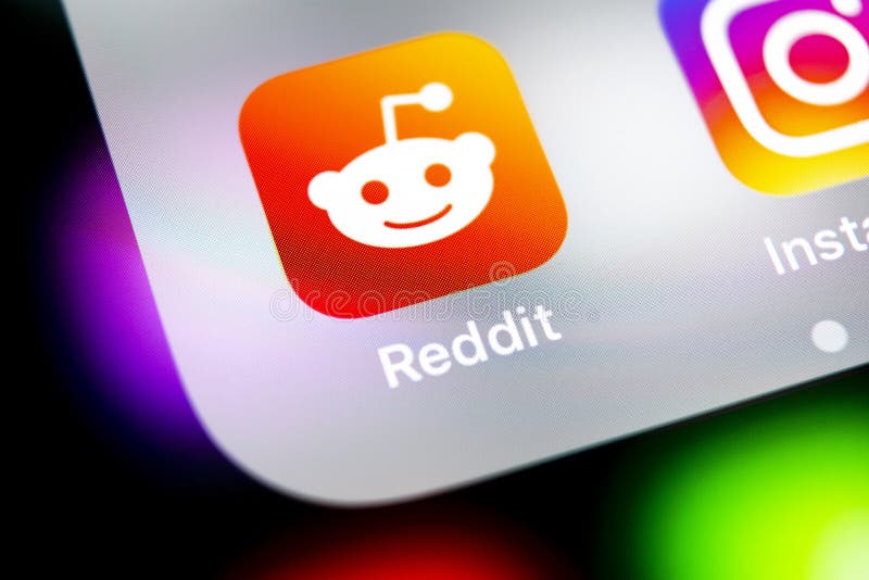 Reddit Application Icon On Apple IPhone X Smartphone ...