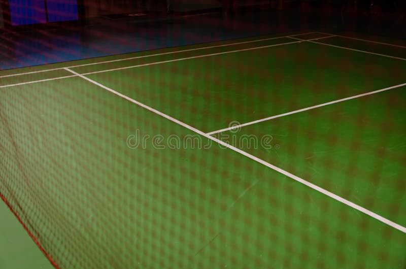 Rede do behide da corte de badminton imagem de stock royalty free Rede do behide da corte de badminton imagem de stock royalty free