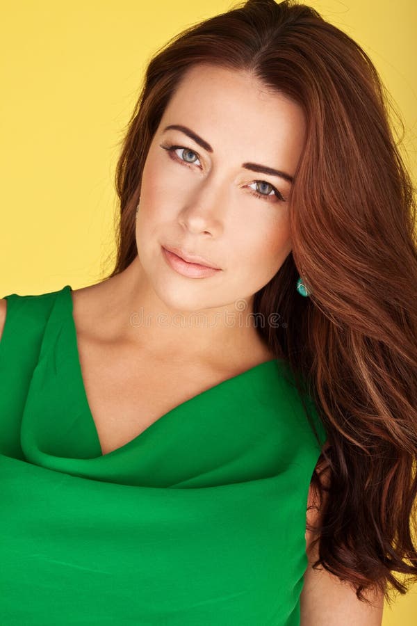 redhead красивейшего цвета лица симпатичный стоковое изображение redhead красивейшего цвета лица симпатичный стоковое изображение