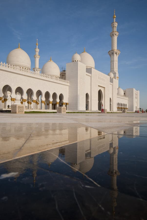 Reflecting mosque