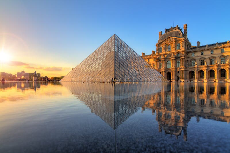 Fountain reflection Louvre editorial stock photo. Image of palace ...