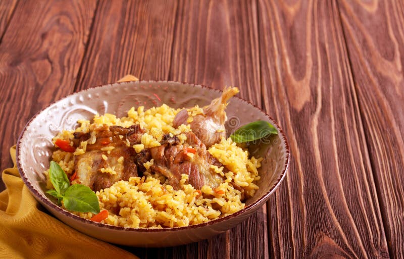 Reforços de carne de porco e prato do arroz foto de stock Reforços de carne de porco e prato do arroz foto de stock