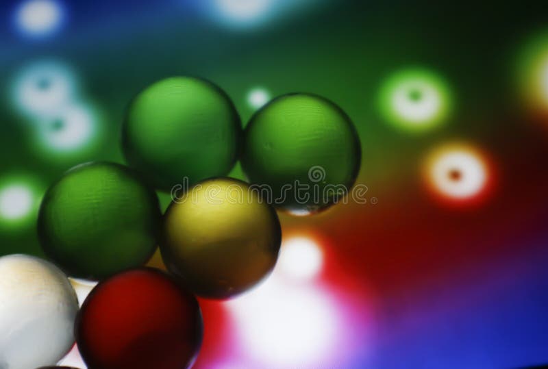 Photo De Closeup De Nombreux Orbees Colorés Ou Des Boules Translucides  Photo stock - Image du fond, vibrant: 260214298