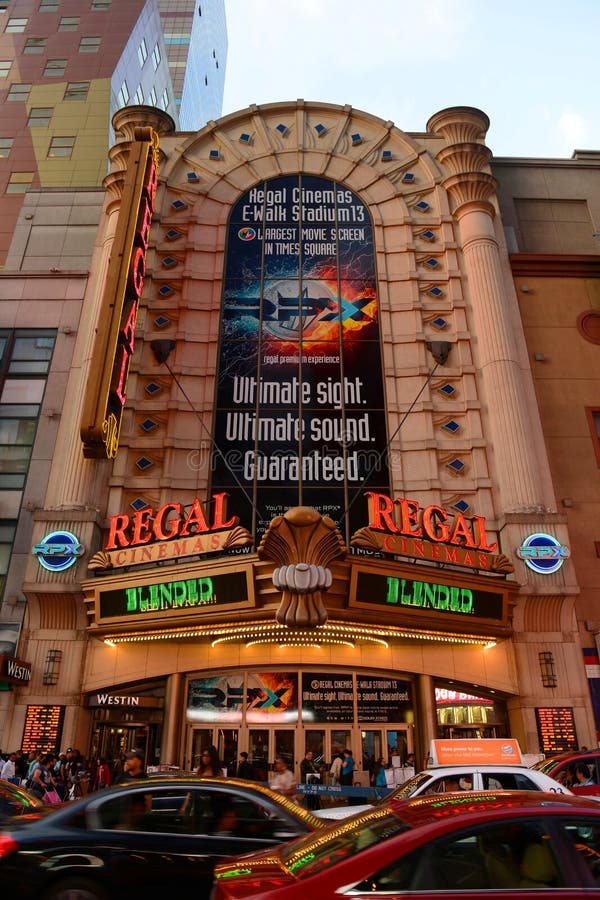 Regal Theatre, Times Square, Manhattan, NYC Editorial Image - Image of  history, entrance: 103081945