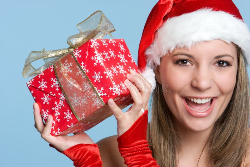 Regalo della holding della ragazza fotografia stock libera da diritti Regalo della holding della ragazza fotografia stock libera da diritti
