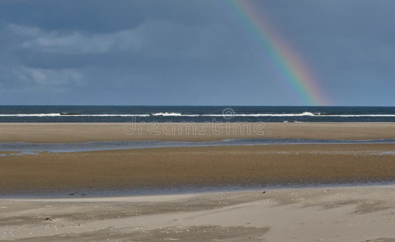 Regenbogen auf der wangerooge Insel in der Nordsee in Deutschland stockfoto Regenbogen auf der wangerooge Insel in der Nordsee in Deutschland stockfoto