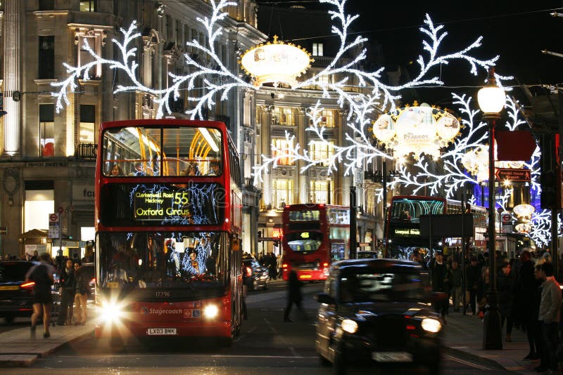 2013, Regent Street con la decoración de la Navidad imagen de archivo 2013, Regent Street con la decoración de la Navidad imagen de archivo