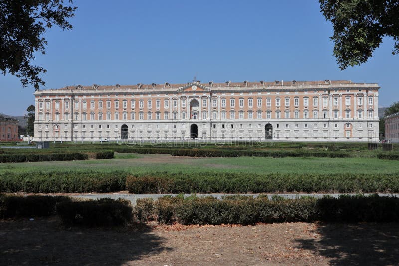 Reggia Di Caserta Dai Giardini Di Piazza Carlo Di Borbone Stock Image ...