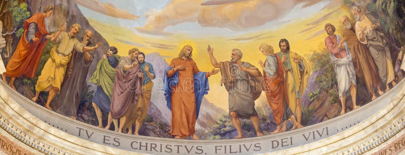 REGGIO NELL'EMILIA, ITALIA - 13 APRILE 2018: L'affresco di Gesù e degli apostoli in abside principale della chiesa Chiesa di San fotografia stock REGGIO NELL'EMILIA, ITALIA - 13 APRILE 2018: L'affresco di Gesù e degli apostoli in abside principale della chiesa Chiesa di San fotografia stock