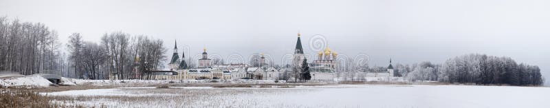 Região de Novgorod do monastério de Valday Iversky foto de stock Região de Novgorod do monastério de Valday Iversky foto de stock