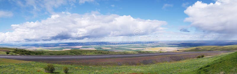 Regnmoln - panorama royaltyfri foto