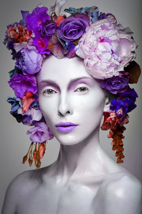 Reina hermosa de la flor imagen de archivo libre de regalías Reina hermosa de la flor imagen de archivo libre de regalías