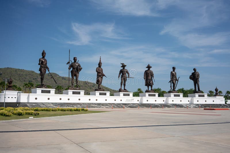 7 reis do memorial de Tailândia, parque de Rajabhakti, Prachuap Khiri KH fotos de stock 7 reis do memorial de Tailândia, parque de Rajabhakti, Prachuap Khiri KH fotos de stock