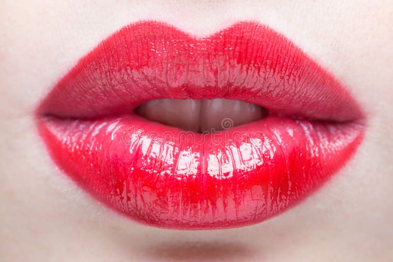 Reizvolle Lippen Schönheits-rotes Lippenmake-updetail stockbilder Reizvolle Lippen Schönheits-rotes Lippenmake-updetail stockbilder