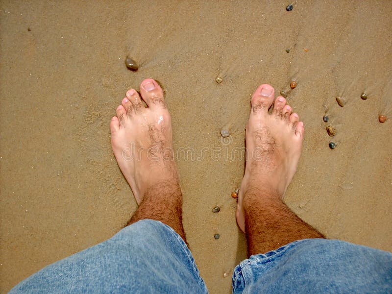 My piggie toes get wet when the waves roll in. My piggie toes get wet when the waves roll in