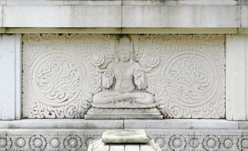 Relevo de Bas de buddha foto de stock Relevo de Bas de buddha foto de stock