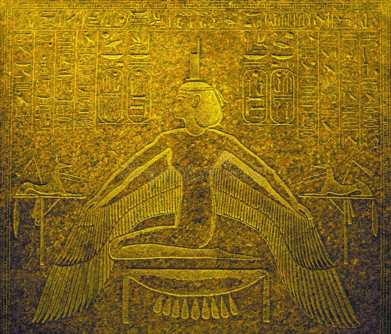 Relevo egípcio antigo da arte na pedra como o fundo